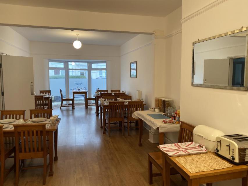 Hotel Sea Breeze 클랙톤온씨 외부 사진